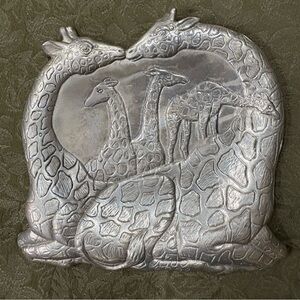 1988 Arthur Court Cast Aluminum Giraffe Dish Tray